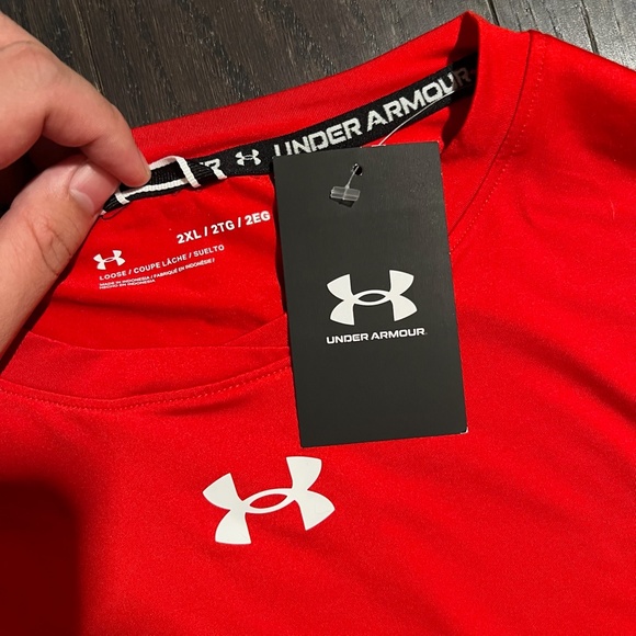 BNWT Men's Under Armour Team Anti-Odor red Tech Long Sleeve Shirt 2XLarge top - Picture 6 of 7